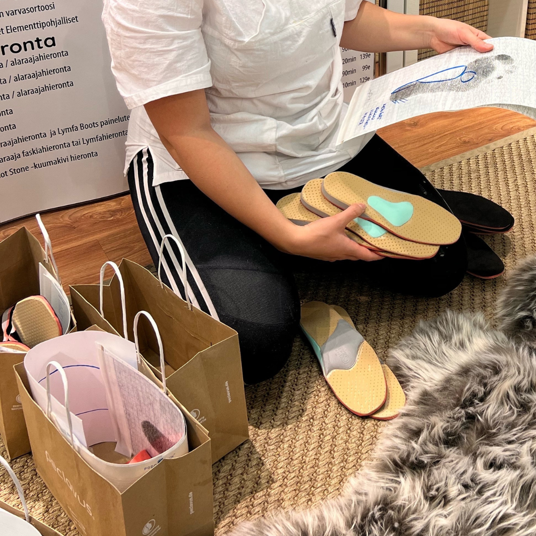 SYYSKUUN TARJOUS! Kaksi paria yksilöllisiä elementtipohjallisia 250€ (260€) Jalkahoitola Eloisa